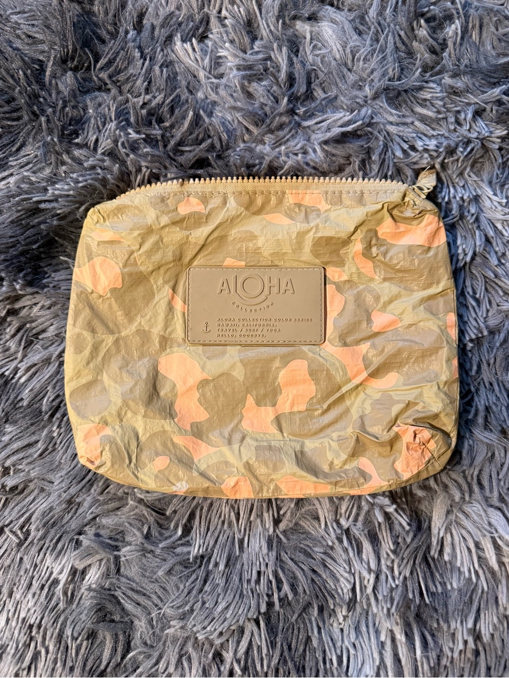 Aloha Collection Camo Mid Pouch